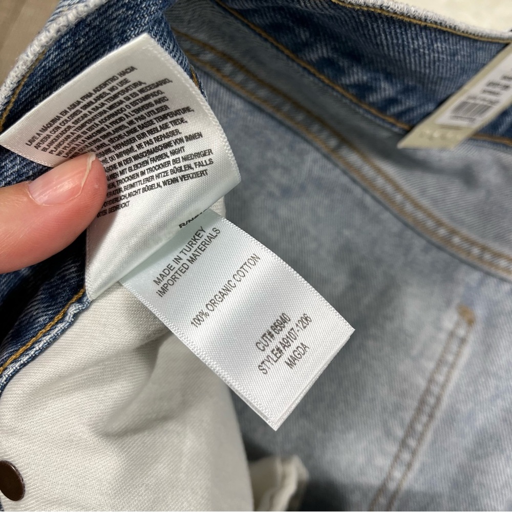 NEW Agolde Magda denim shorts - Picture 6 of 10
